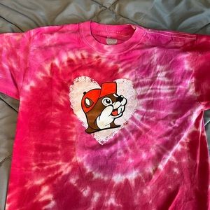 Bucc-ee’s Valentine’s day Shirt